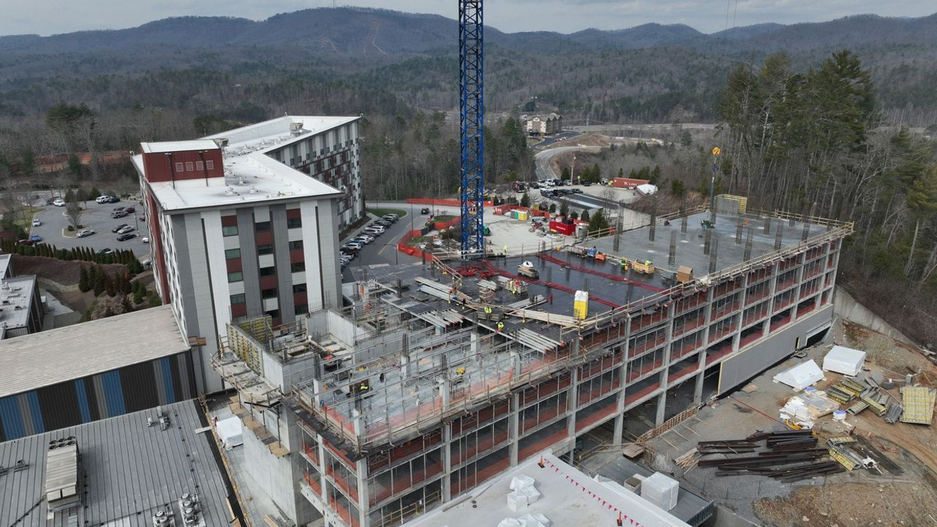 Hospitality & Venue Roofing in Denver | Commercial Roofers of Denver